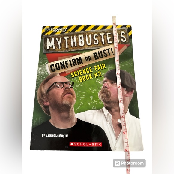 Mythbusters Science Fair Book 📕 by Samantha Margles - Picture 2 of 5